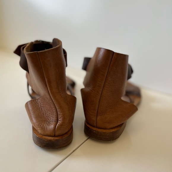 Chloe Leather Sandals - Picture 3 of 7